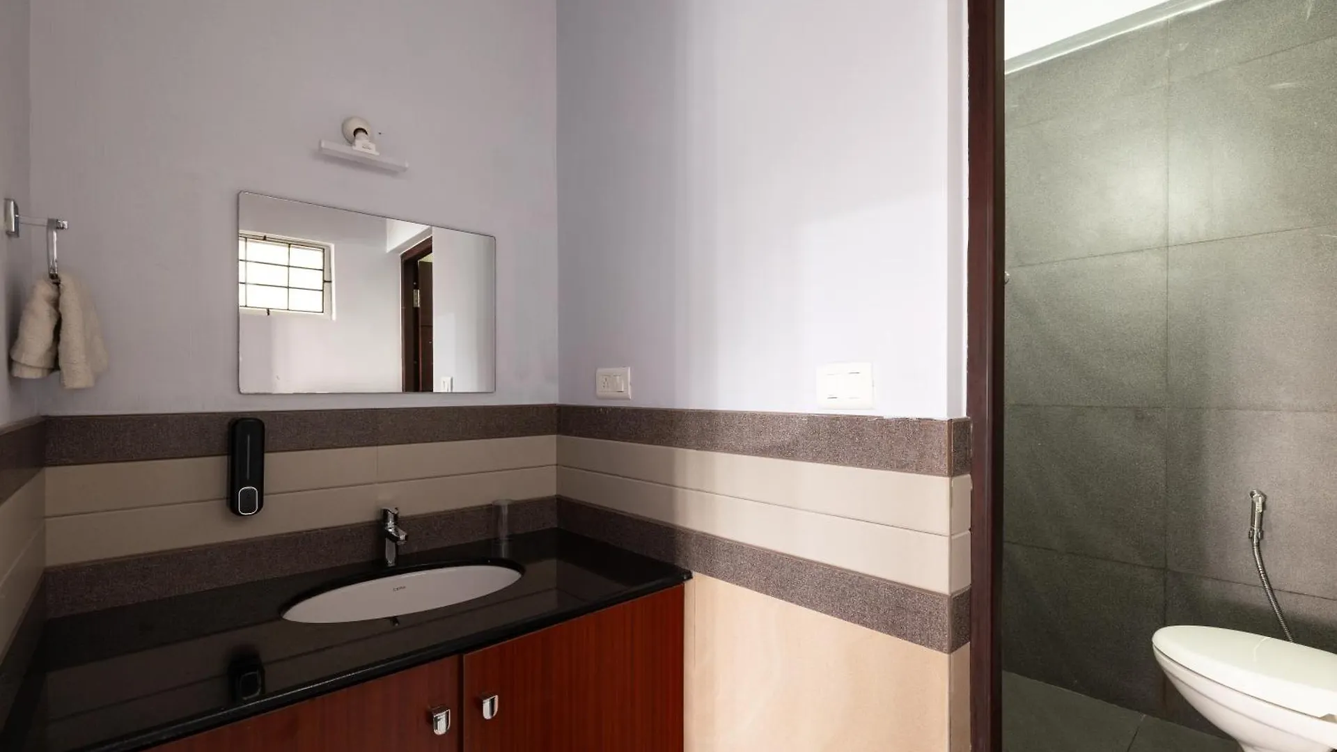 Avadale Idukki - Stag Groups Not Allowed Hotel