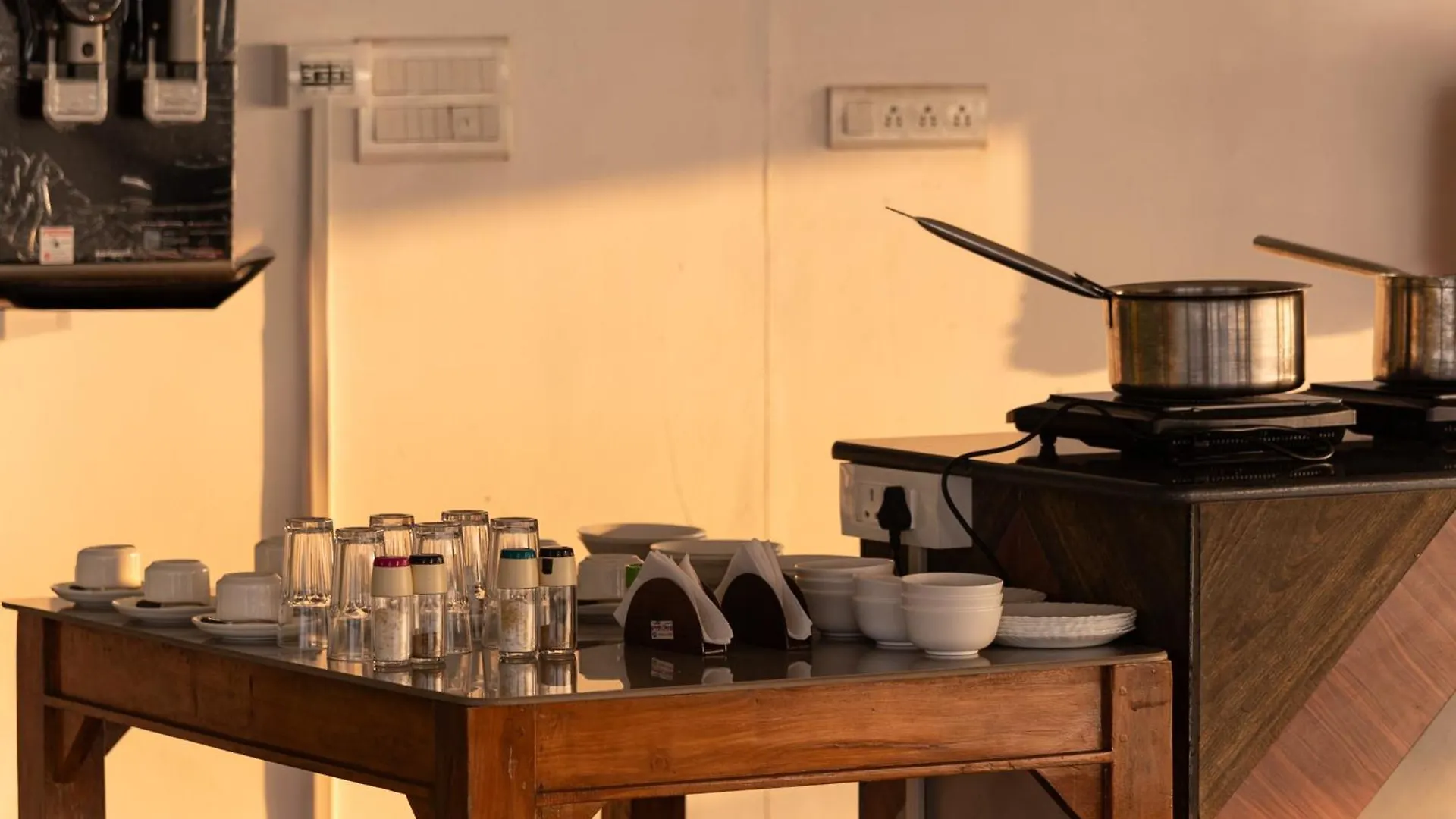 ** Hotel Avadale Idukki - Stag Groups Not Allowed India