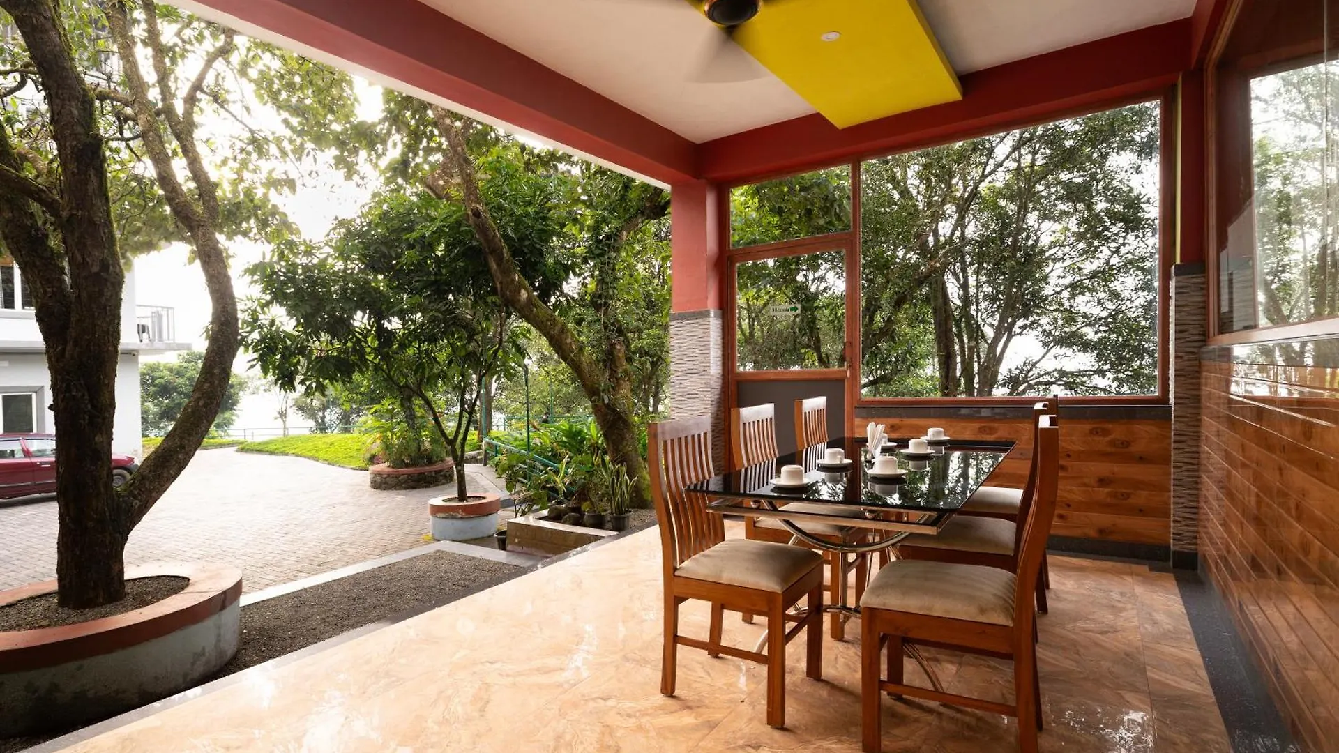 Avadale Idukki - Stag Groups Not Allowed Hotel